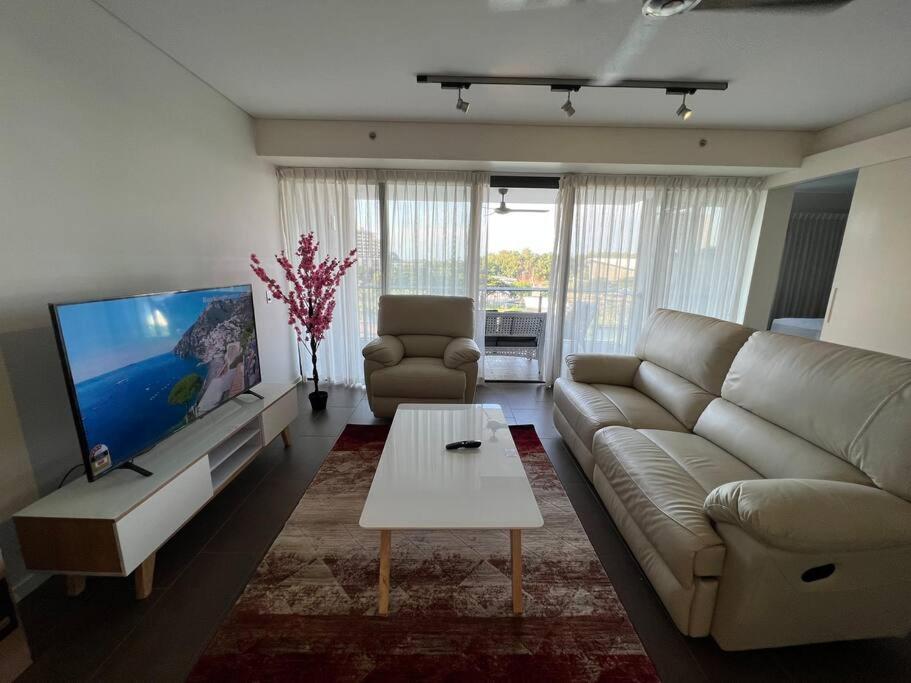 Luxury Waterfront 1bdr * Darwin