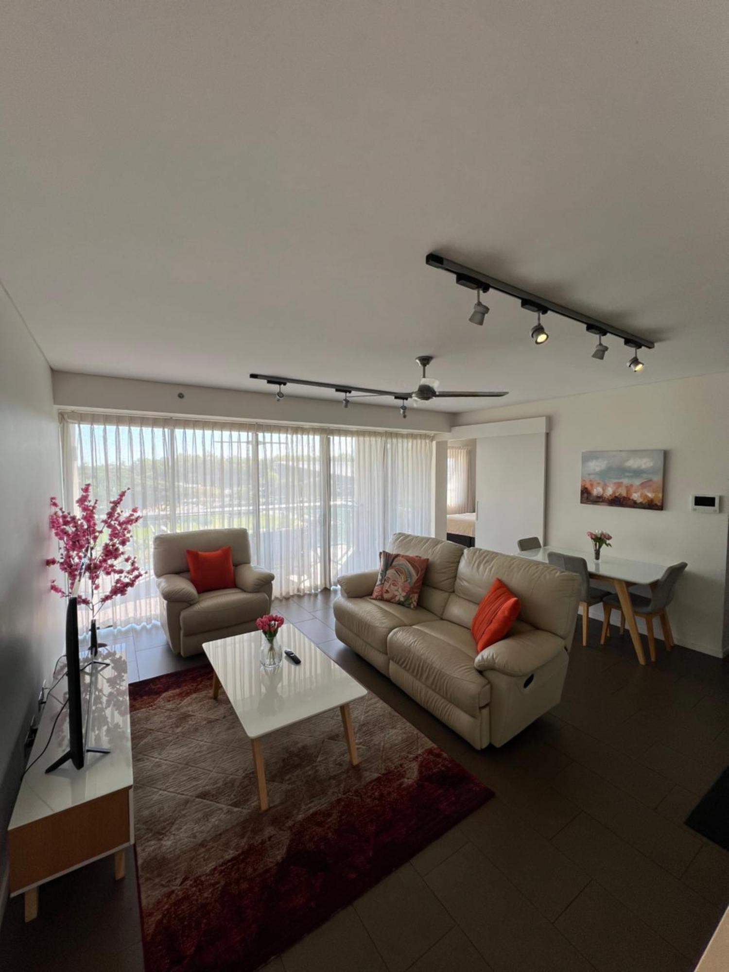 Luxury Waterfront 1bdr Apartment Darwin