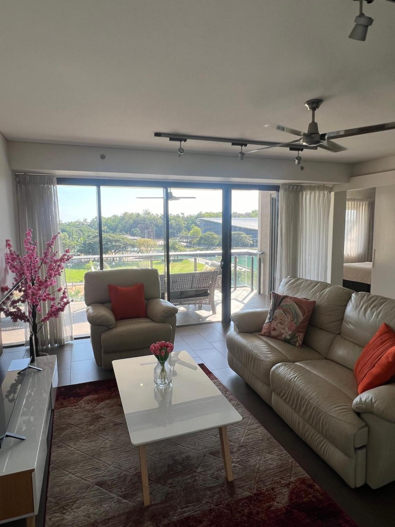 Luxury Waterfront 1bdr * Darwin
