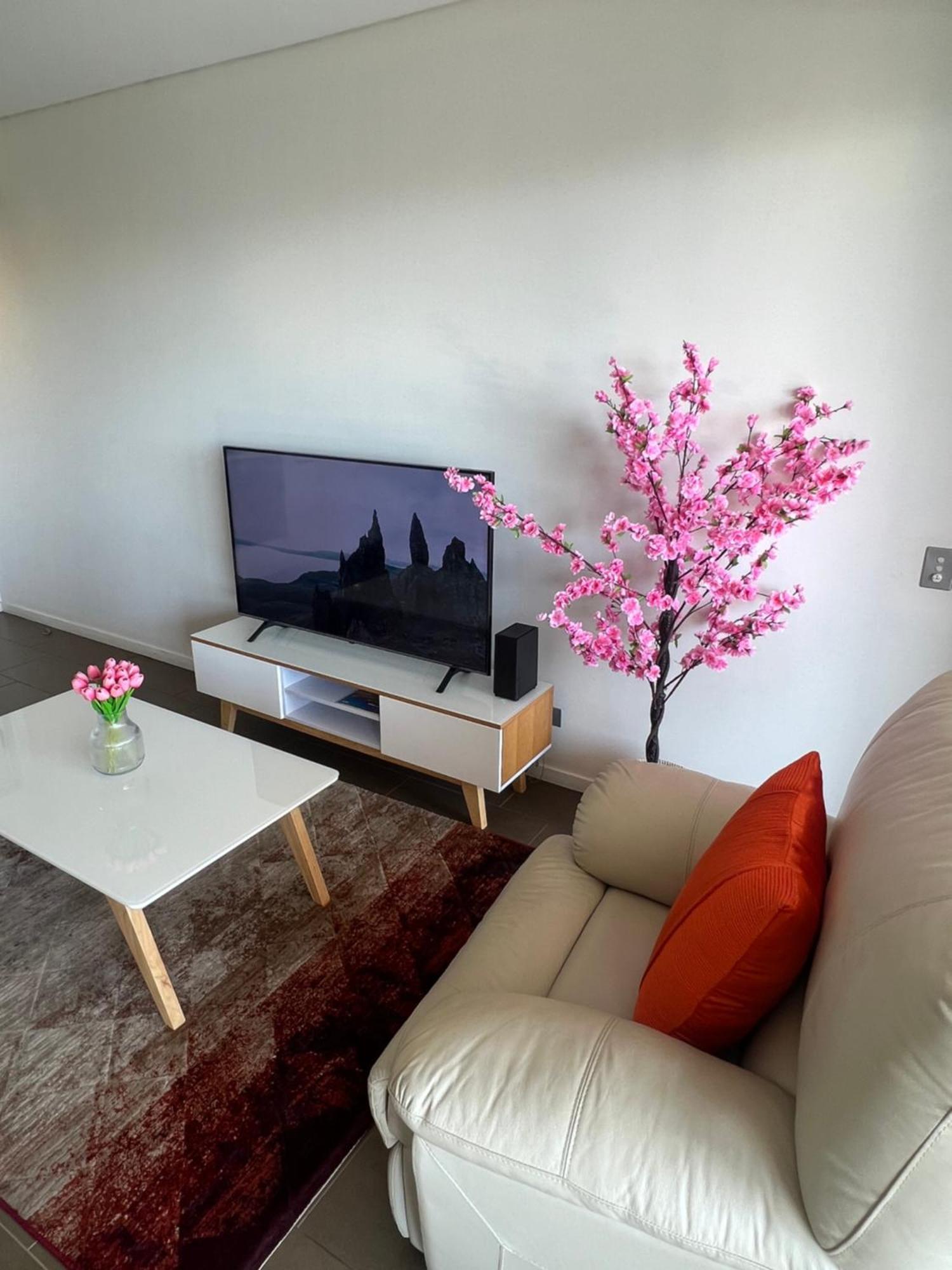 Apartment Luxury Waterfront 1bdr *