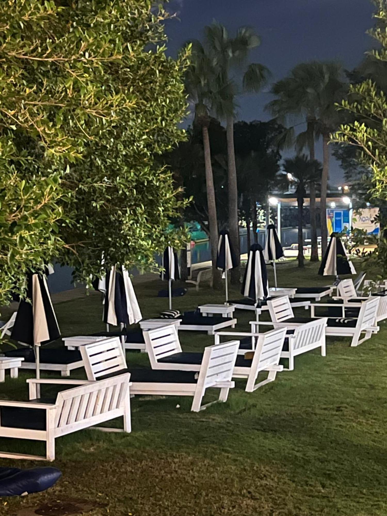 Luxury Waterfront 1bdr Apartment Darwin